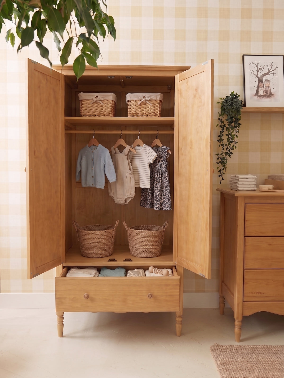 Heritage Wardrobe - Honey