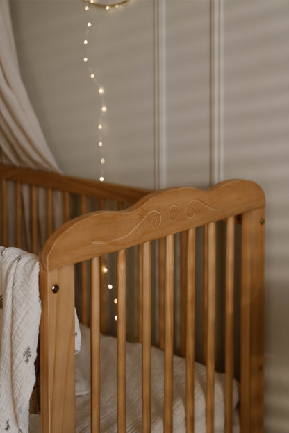 Rose Vintage Cot
